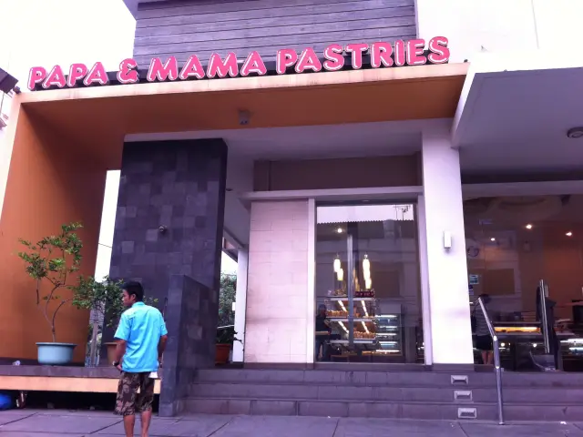 Gambar Makanan Papa Mama Bakery, Bistro and Coffee 5