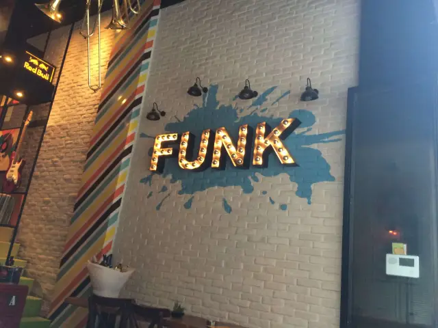 Funk'nin yemek ve ambiyans fotoğrafları 36