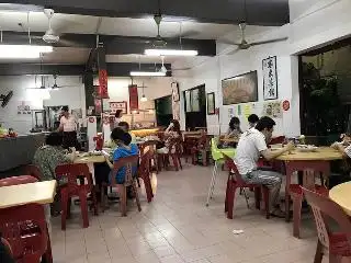 Restoran Rasa Hakka 土楼客家擂茶馆