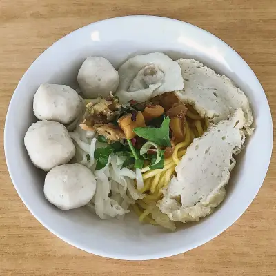 Loke Yew Road Fish Ball Noodle (Taman Midah)