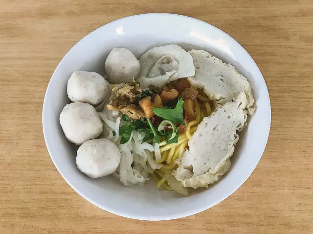Loke Yew Road Fish Ball Noodle (Taman Midah)