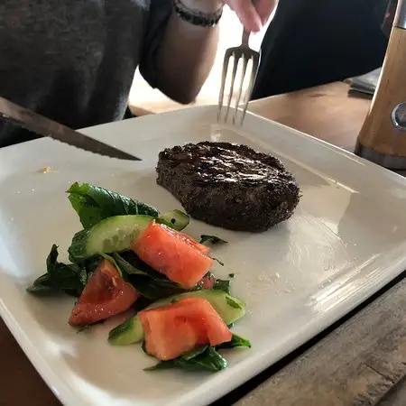 Ethçi Steakouse'nin yemek ve ambiyans fotoğrafları 10