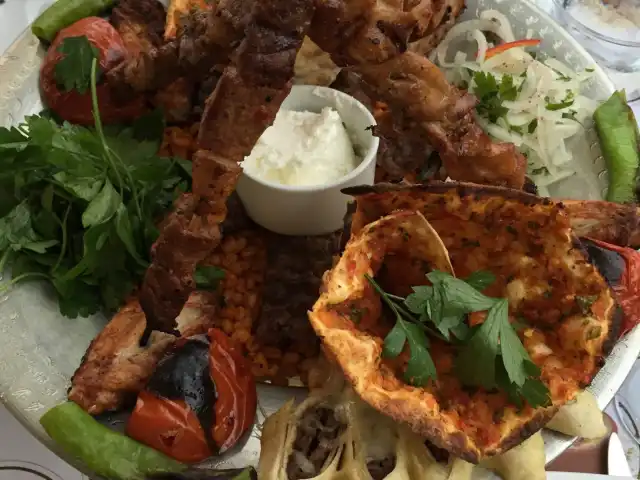 Urfa Karakeçili Şark Sofrası'nin yemek ve ambiyans fotoğrafları 17