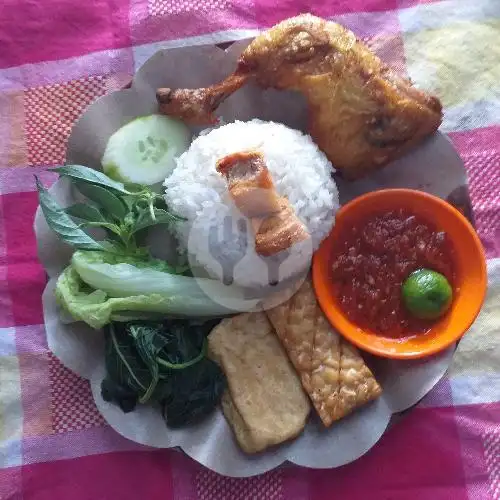 Gambar Makanan lalapan geprek nasi tempong 20