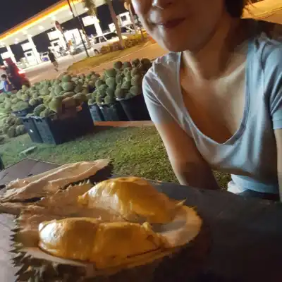 Stall Durian Kota Damansara