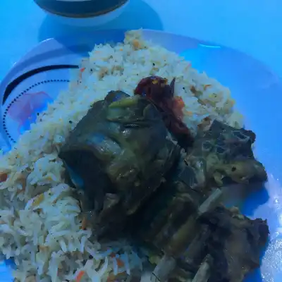 Lazeez (Indian & Arabic Cuisine)