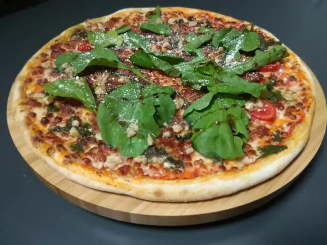 Pizza Scuro'nin yemek ve ambiyans fotoğrafları 8