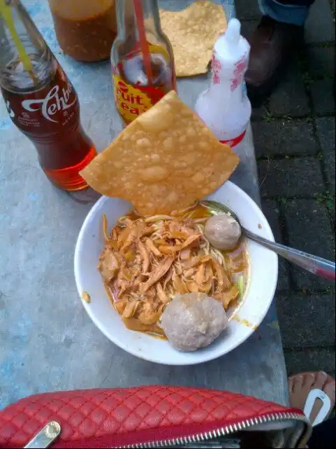 Gambar Makanan Mie Ayam Baso Cipaganti 15