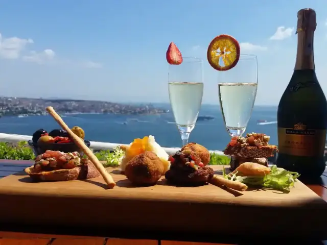 Summit Bar and Terrace - Conrad İstanbul Bosphorus'nin yemek ve ambiyans fotoğrafları 19