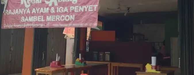 Kedai Abang dan Es None