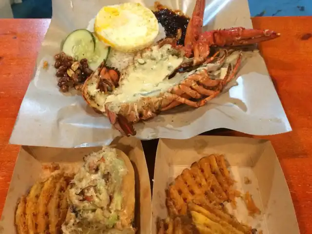 LobsterCrab & Burger (Krusty J'Crab) Food Photo 13