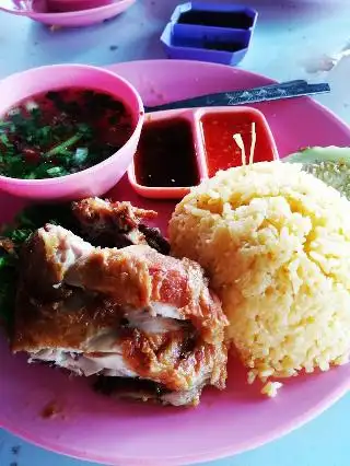 Bang Li Nasi Ayam Lebuh Raya