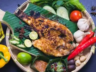 IKAN BAKAR CAK IS