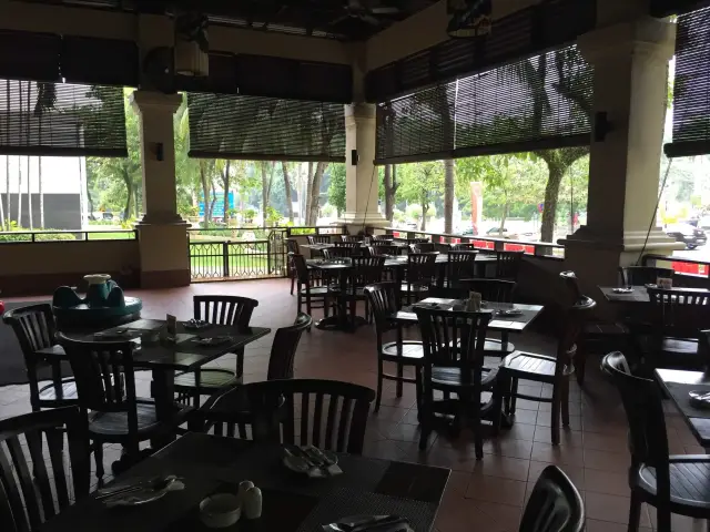 Pavilion Terrace - Concorde Hotel Shah Alam Food Photo 2