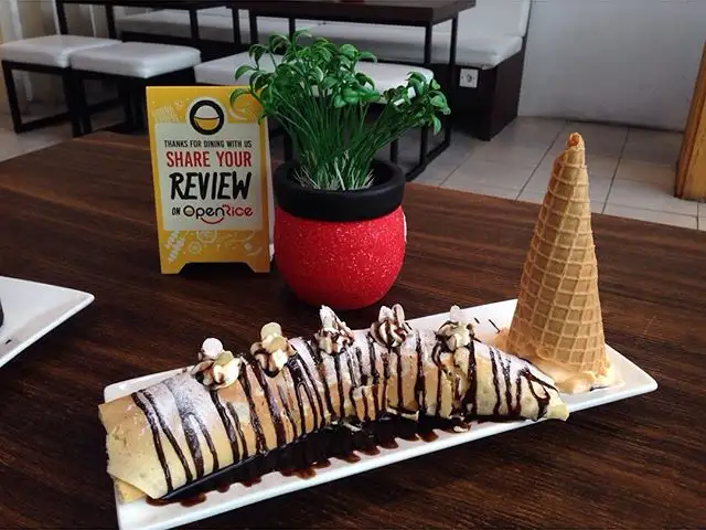 Gambar Makanan Gojira Ice Cream Bar 5