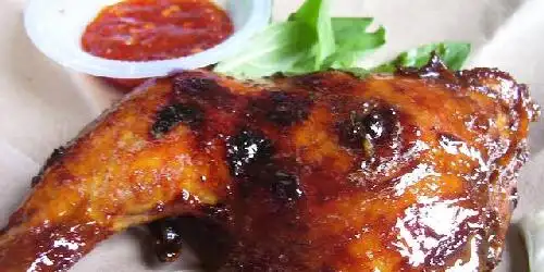 Pecel Lele Ayam Bakar MORO TRESNO, Kp Kongsi