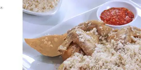 Ayam Tulang Lunak Hayam Wuruk, Renon