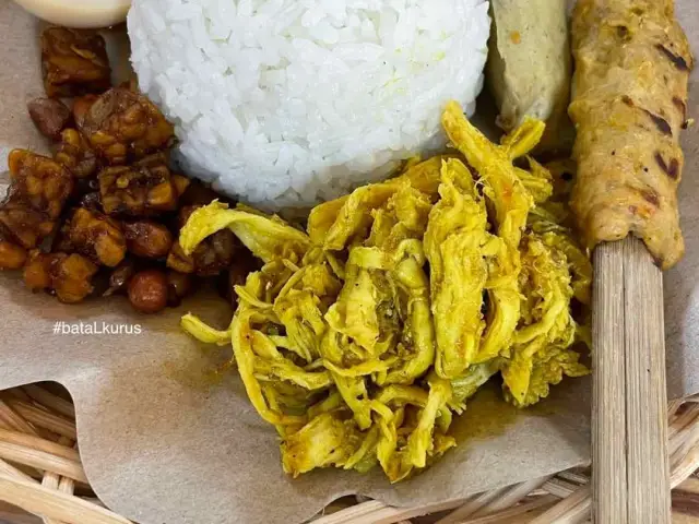Gambar Makanan Nasi Rames Bali 1