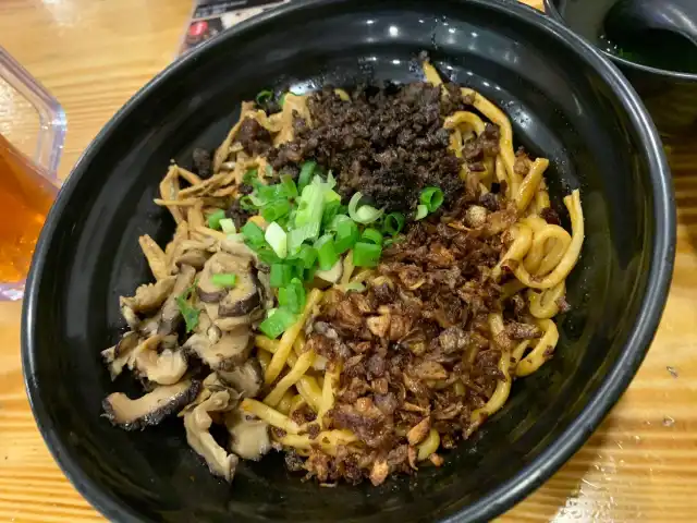 Sabah Chilli Pan Mee Food Photo 5