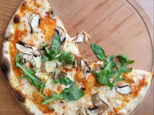 Pizzeria Ulus'nin yemek ve ambiyans fotoğrafları 9