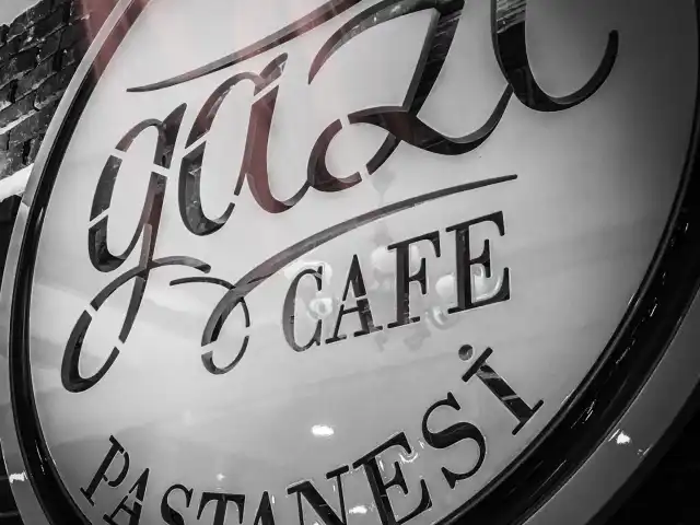 Gazi Cafe Patisserie'nin yemek ve ambiyans fotoğrafları 8