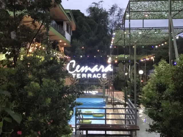 Gambar Makanan Cemara Terrace 6