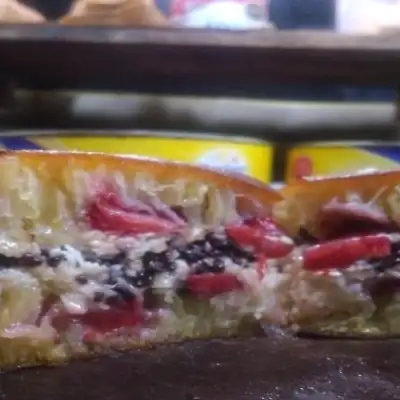 Martabak BHQ, Jurang Mangu Barat