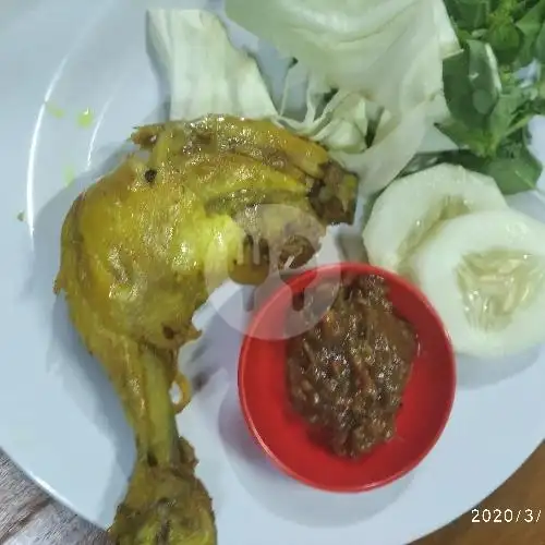 Gambar Makanan ayam goreng pak nur Anjasmoro 3