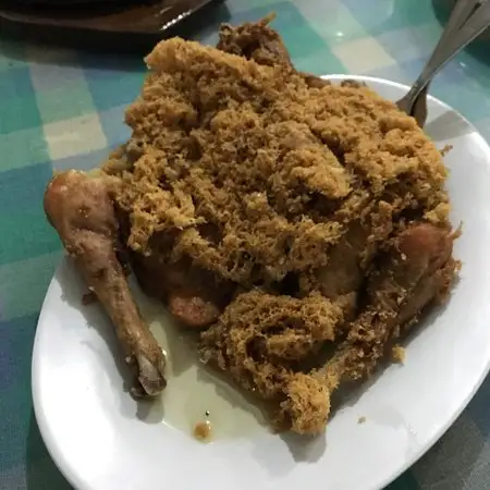 Gambar Makanan Ayam Goreng Suharti 3