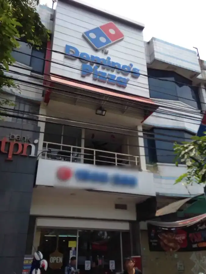 Domino's Pizza