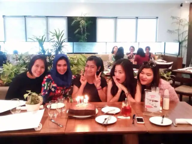 Gambar Makanan Ivy Restaurant 4