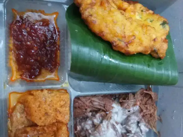 Gambar Makanan Gudeg & Ayam Bakar Madukoro Ibu Ari 20