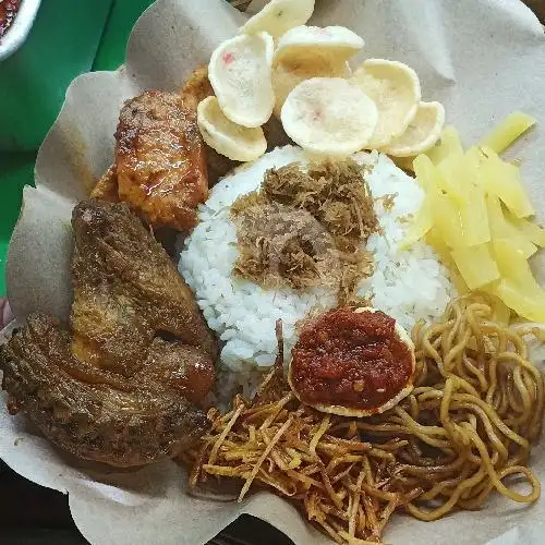 Gambar Makanan Nasi Kuning & Songkolo Himalaya, Ujung 3