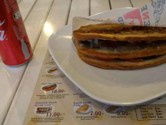 Enfes Kavurma Sandwich'nin yemek ve ambiyans fotoğrafları 6