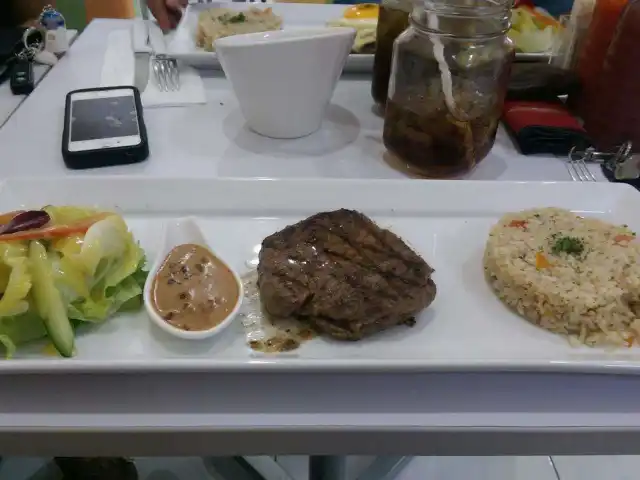 Gambar Makanan Le Boeuf Steakhouse 17