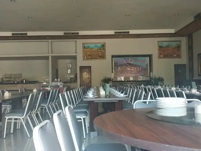 Gambar Makanan Restoran Renon 7