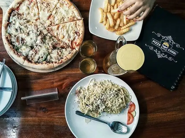 Gambar Makanan Pizza Combi 9