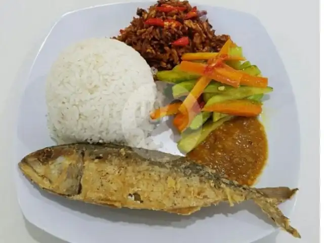 Gambar Makanan Warteg Kharisma Bahari, Bintaro 2