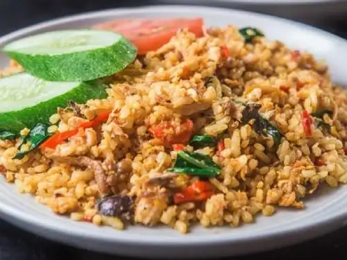 Nasigoreng Saturasa, Perumnas 3 Depan Uchi Parfum