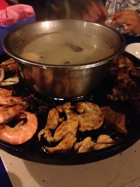 Island BBQ Steamboat Food Photo 4