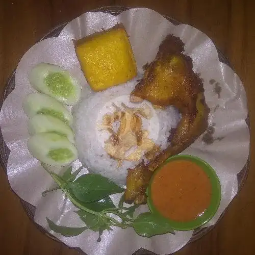 Gambar Makanan Ayam Goreng Dan Nasi Uduk Betawi, Pondok Kelapa 2