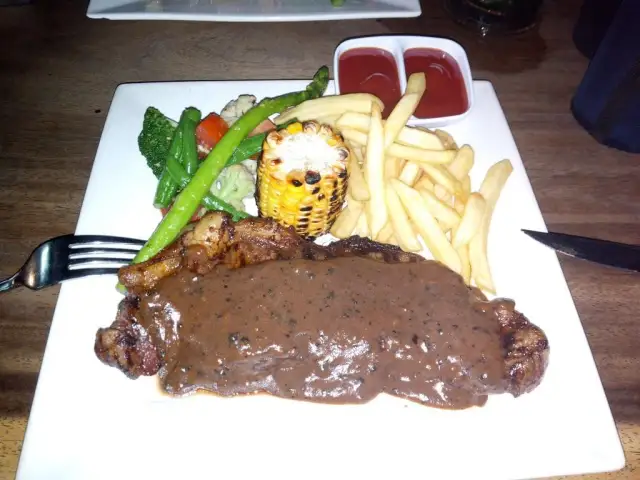 Gambar Makanan Aussie BBQ & Bar 4