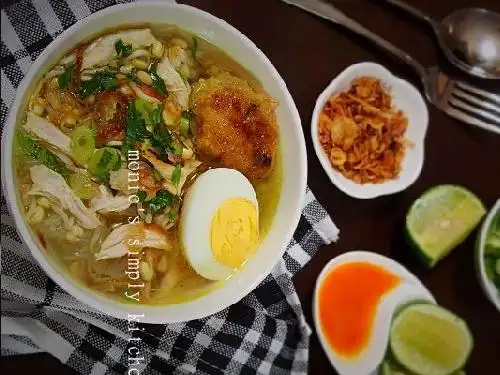 Soto lamongan (Pasar Purna)