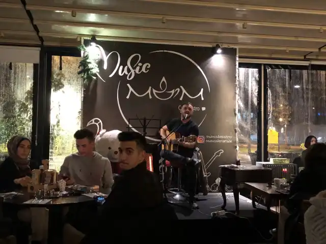 Mum Cafe Bistro'nin yemek ve ambiyans fotoğrafları 4