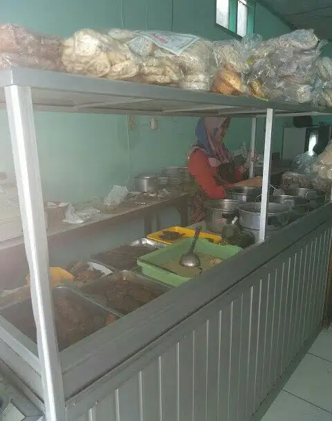 Gambar Makanan Warung Nasi Ibu Hj. Icih 3