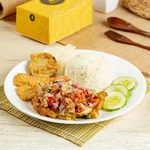 Gambar Makanan Ayam Kremes Prambanan, Sekip 6