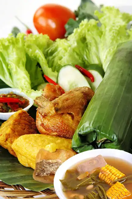 Gambar Makanan Ayam Goreng Fatmawati 9