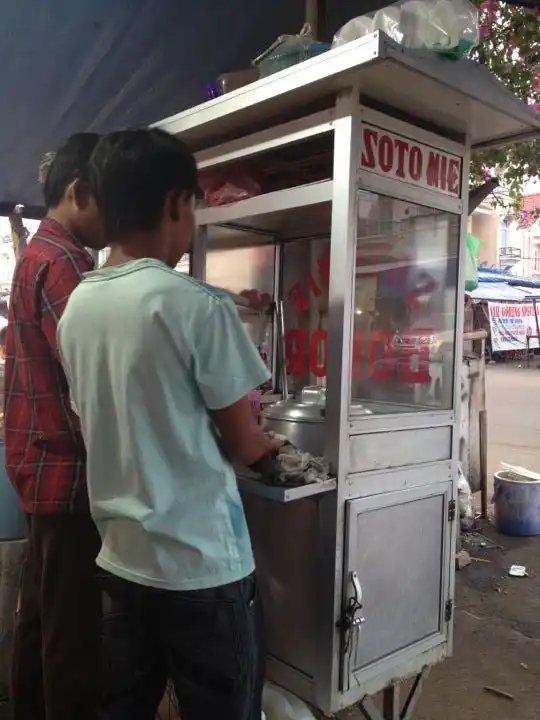 Gambar Makanan Soto Mie Khas Bogor 4