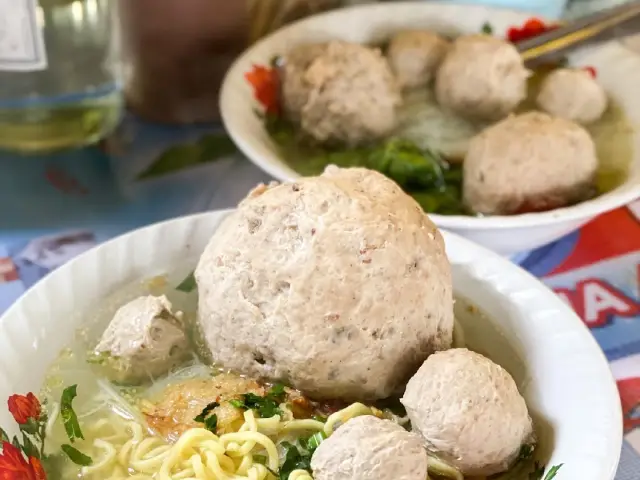 Mie Baso Karmel