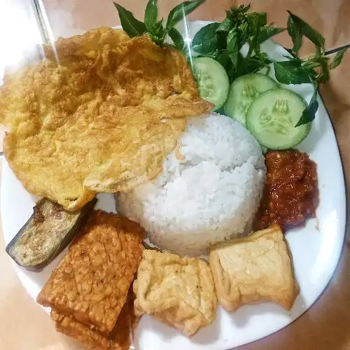 Gambar Makanan Penyetan Jawara, Jalan Mandala 7